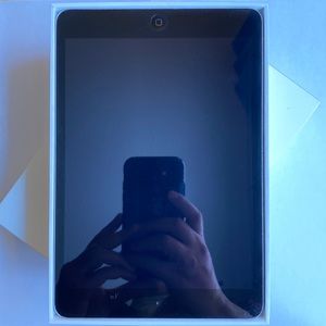 iPad Mini 2 with Retina display, used, in very good condition